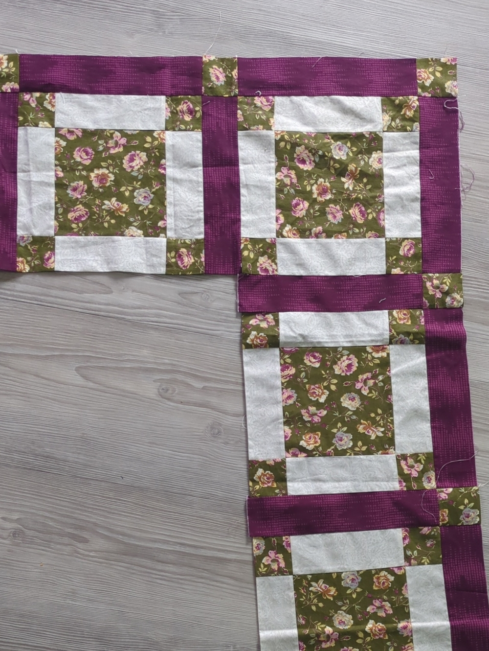 Handmade Unfinished Quilt Border Corner Piece UFO Floral Purple 62" x 50"